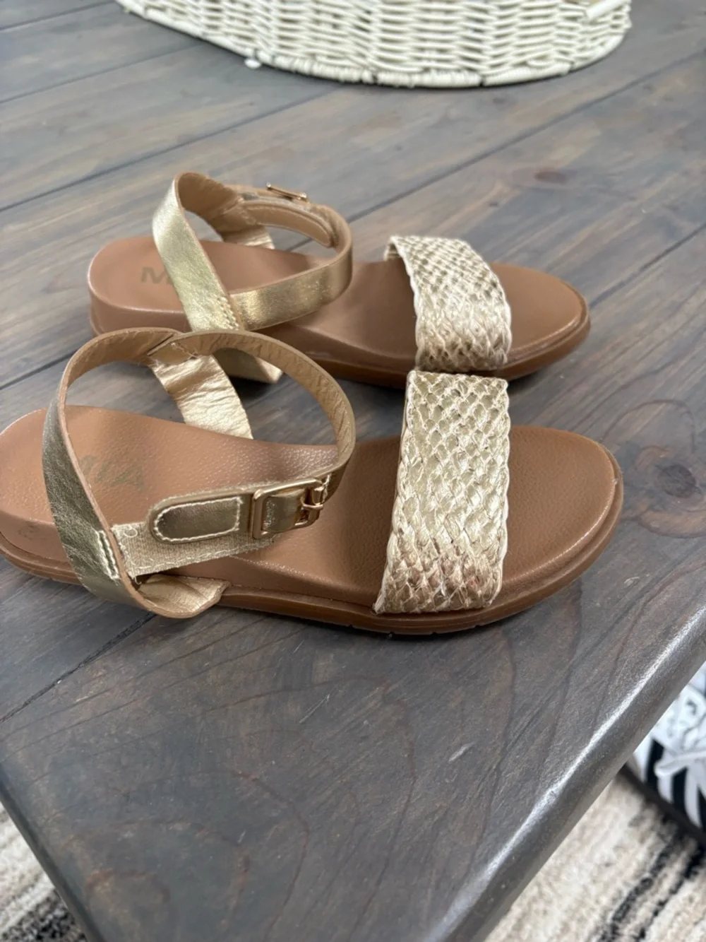 Girls size 1 Gold Braided Strap Sandals by Mia
